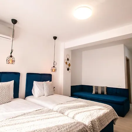 Hotel-Apartments Roxy&Maryo Eforie Nord Exterior photo