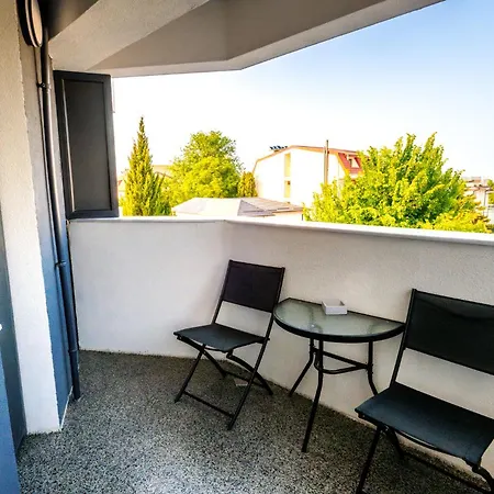 Hotel-Apartments Roxy&Maryo Eforie Nord Exterior photo