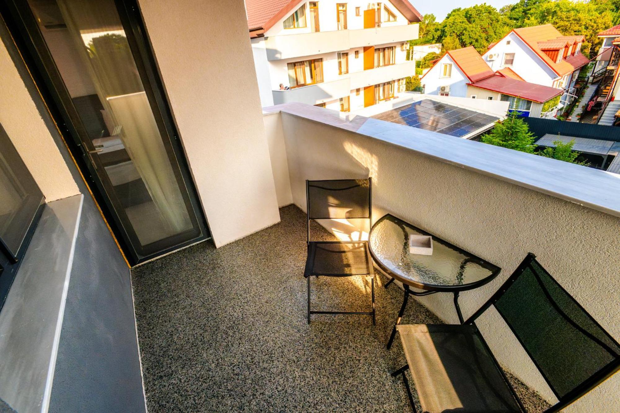 Roxy&maryo Hotel